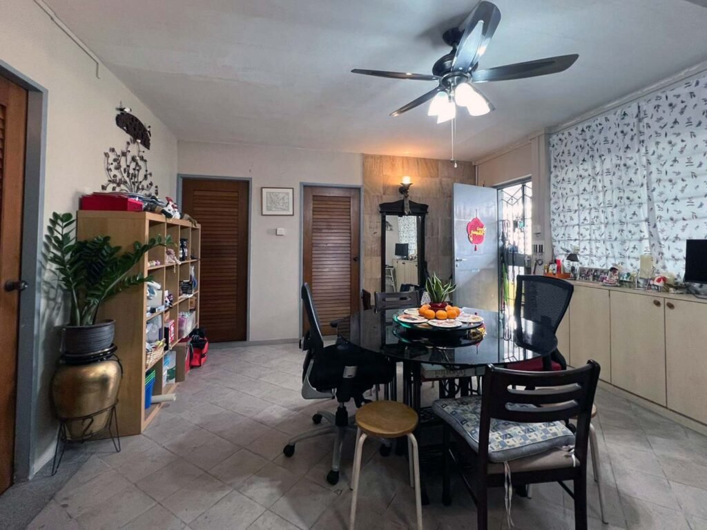 hdb sold cck